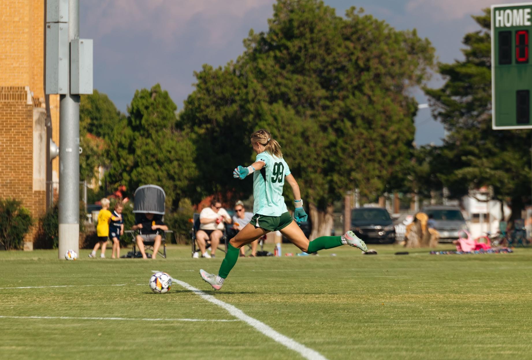 Drovers Extend Unbeaten Streak to 15 as Lonberg Ties Shutout Record